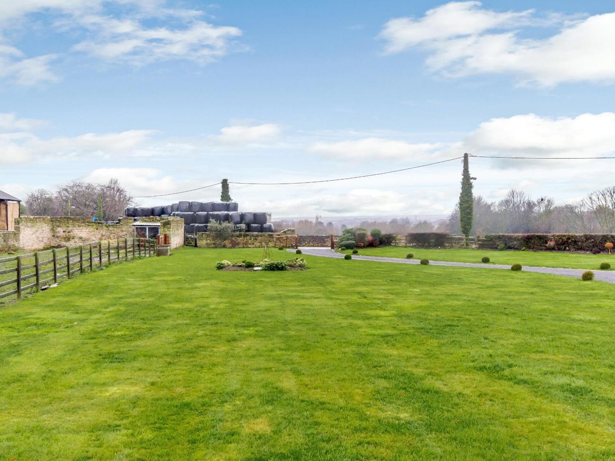The Lambing Shed Villa Ryhill ภายนอก รูปภาพ
